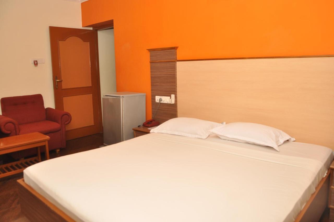 Hotel Pams Mayiladuthurai Eksteriør billede
